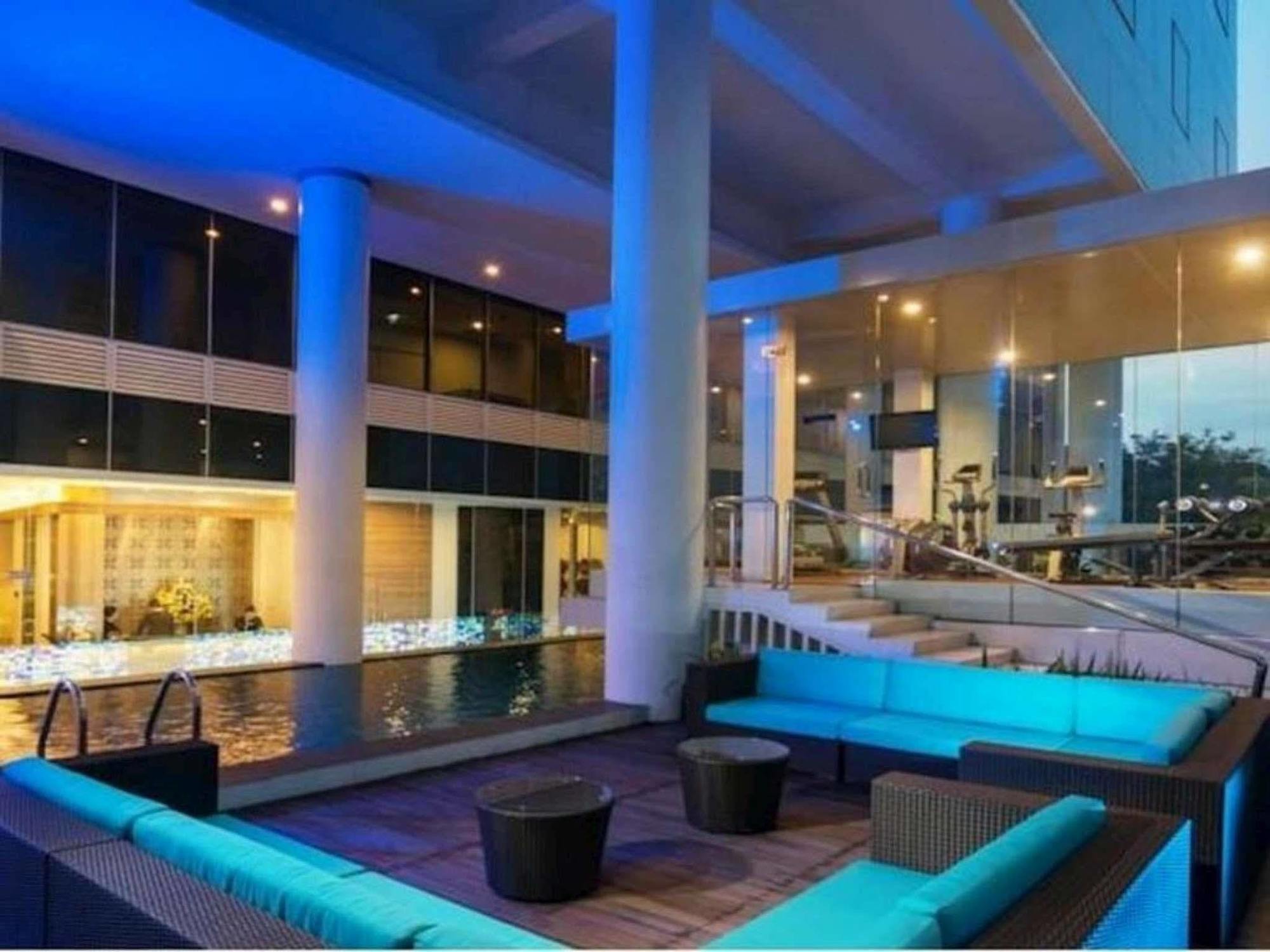 Blue Sky Hotel Petamburan Yakarta Exterior foto